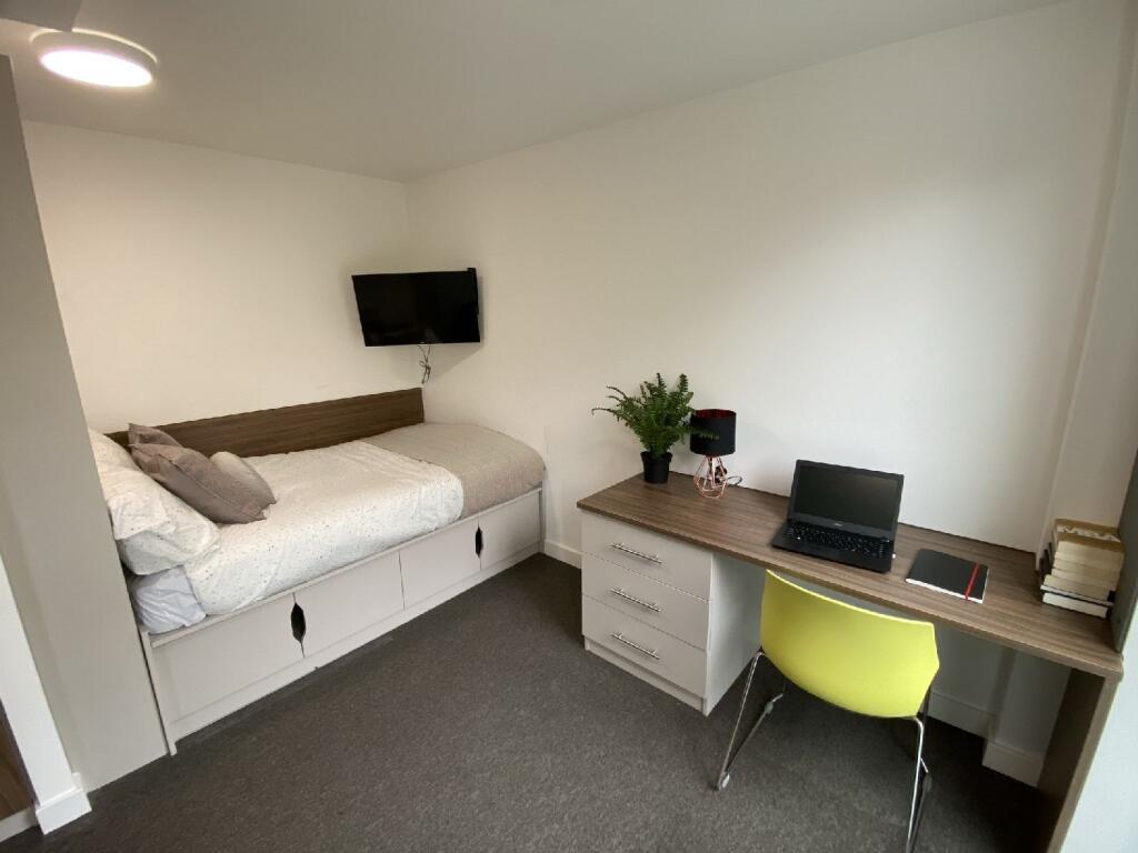 Main image of property: F21 - 54 George Road, Five Ways, Birmingham, West Midlands, B15