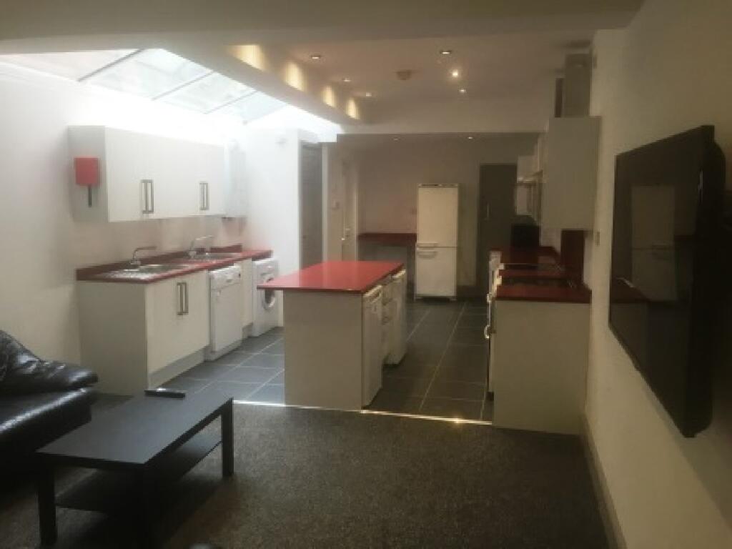 Main image of property: Dawlish Road, Selly Oak, Birmingham, West Midlands, B29
