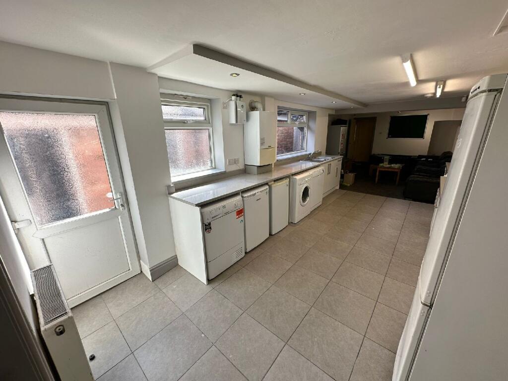Main image of property: Dawlish Road, Selly Oak, Birmingham, West Midlands, B29