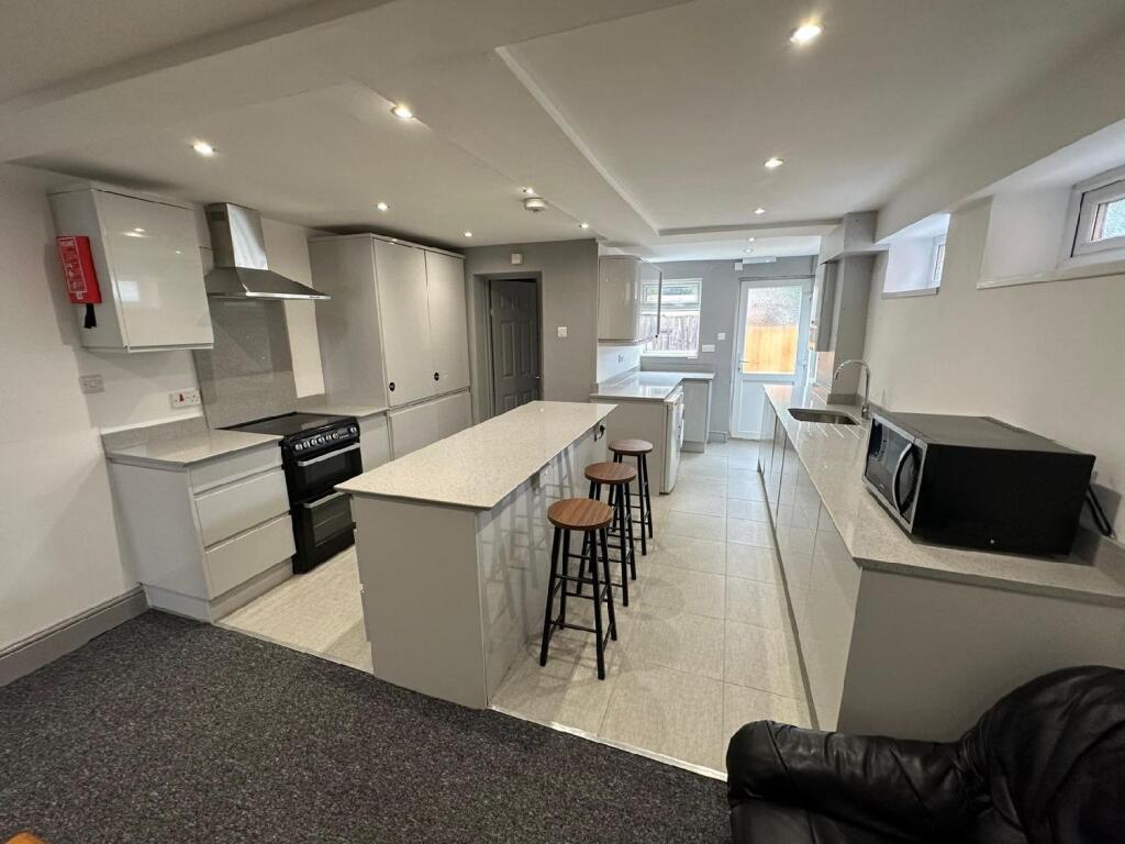 Main image of property: Hubert Road, Selly Oak, Birmingham, West Midlands, B29