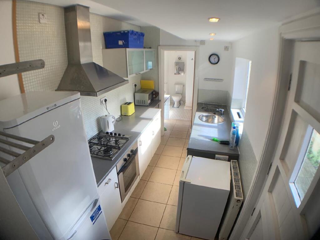 Main image of property: Pershore Road (D), Selly Park, Birmingham, West Midlands, B29