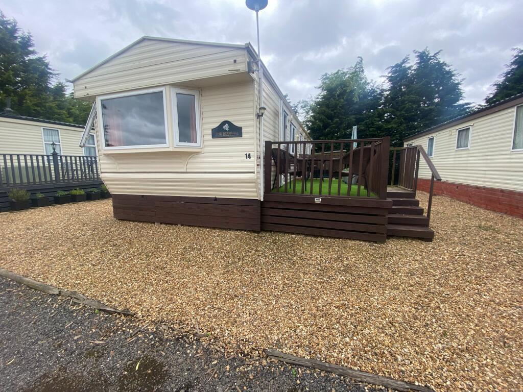 Main image of property: Knightsbridge Caravan and Marina Park, Staffurths Bridge, March, Cambridgeshire, PE15 0YP