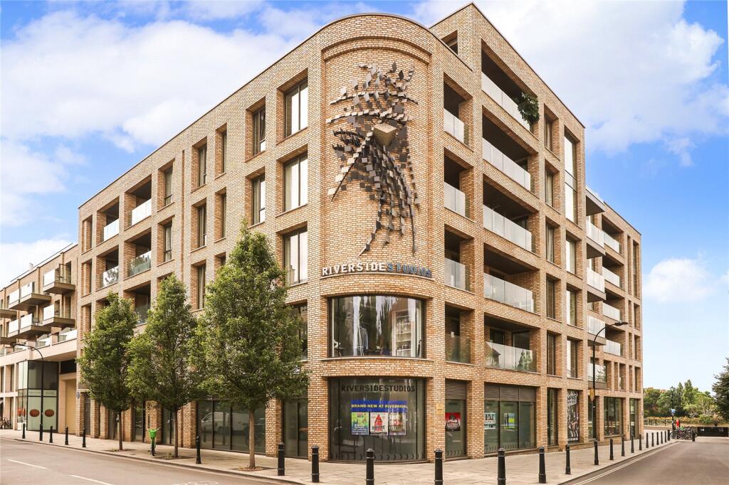 Main image of property: Queens Wharf, 2 Crisp Road, Hammersmith and Fulham, London, W6