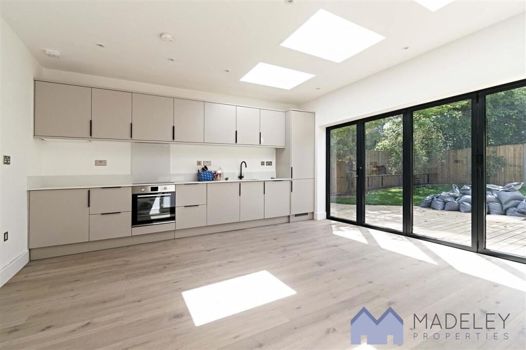 Main image of property: Chatsworth  Gardens, Acton