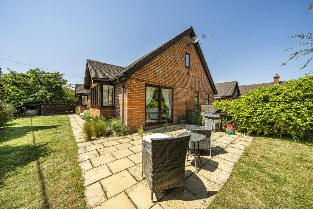 Main image of property: Ickleton Road, Wantage, Oxfordshire, OX12