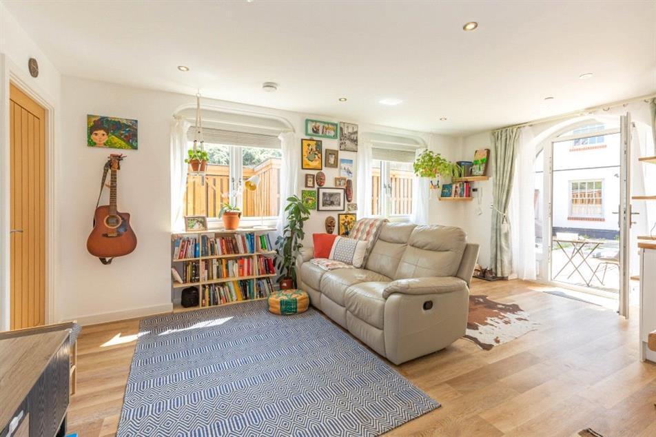 Main image of property: Old Station Yard, Abingdon, Oxfordshire, OX14