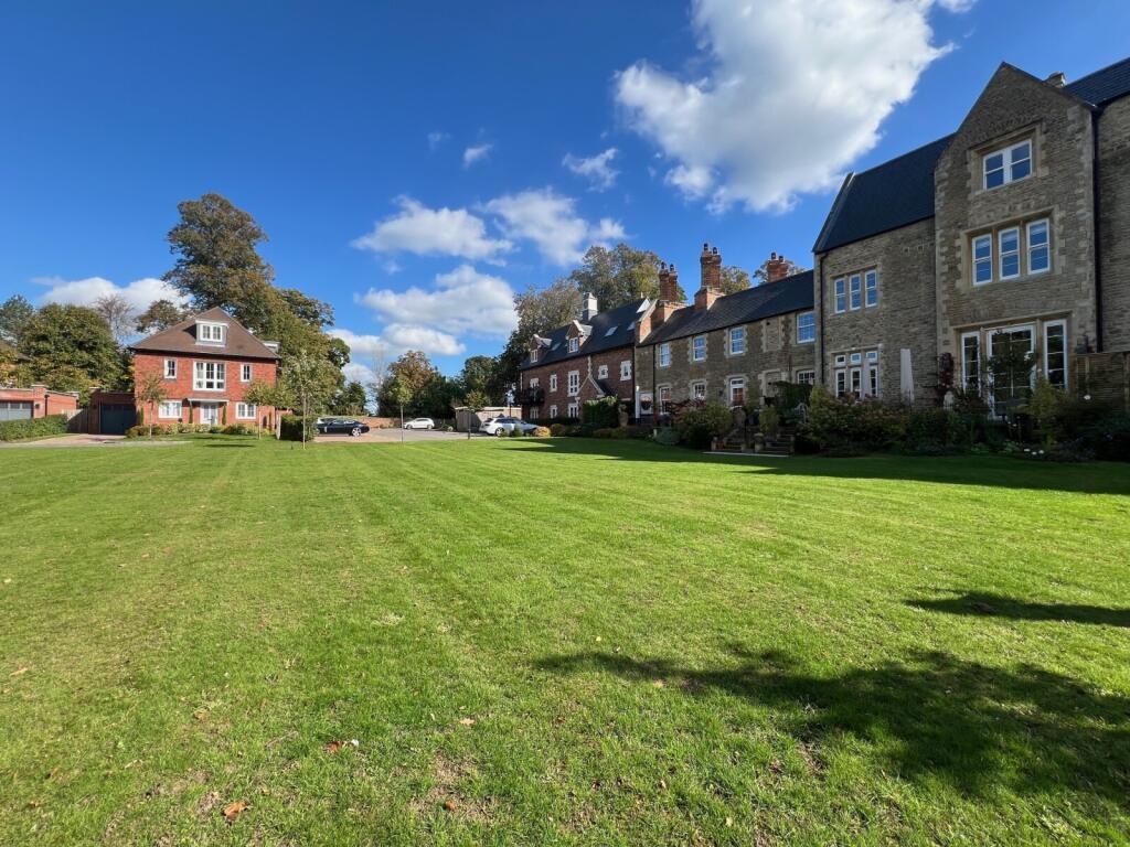 Main image of property: Parklands, Besselsleigh, Abingdon, Oxfordshire, OX13