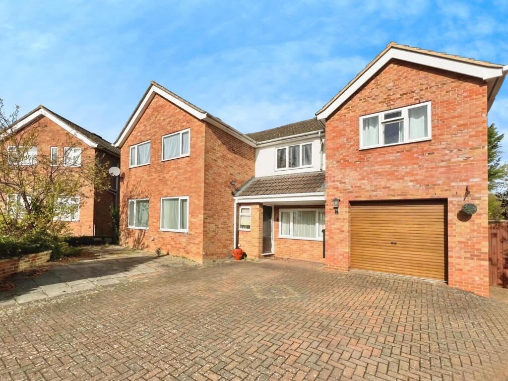 Main image of property: Southfield Drive, Sutton Courtenay, Abingdon, Oxfordshire, OX14