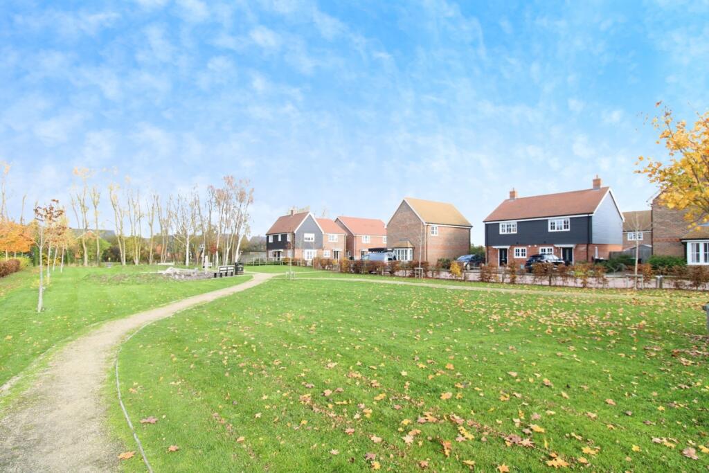 Main image of property: Lamble Walk, East Hanney, Wantage, Oxfordshire, OX12