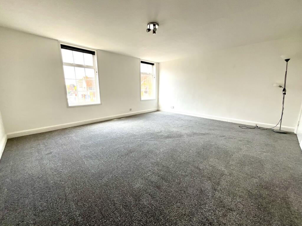 Main image of property: Newbury Street, Wantage, Oxfordshire, OX12