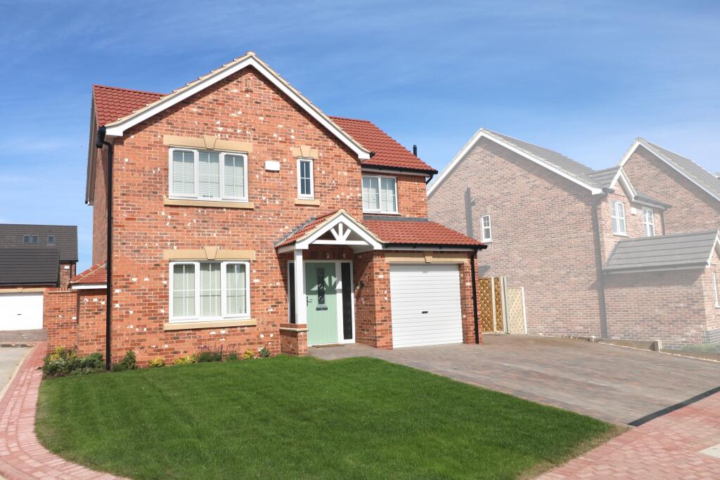 4 bedroom detached house for sale in Fairways, Station Road, Tetney, DN36