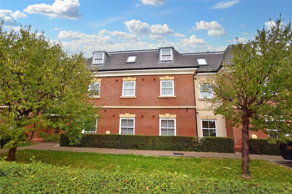 Main image of property: Craven Road, Newbury, Berkshire, RG14
