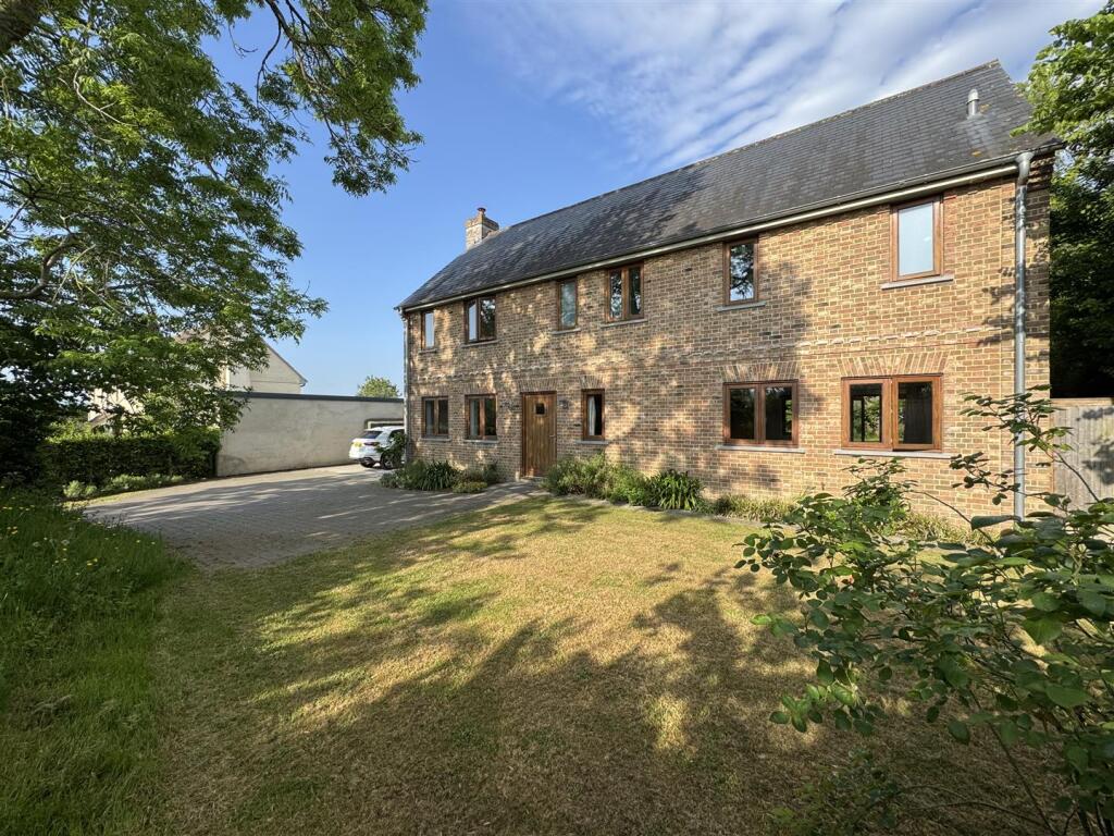 Main image of property: Lillesdon, Taunton