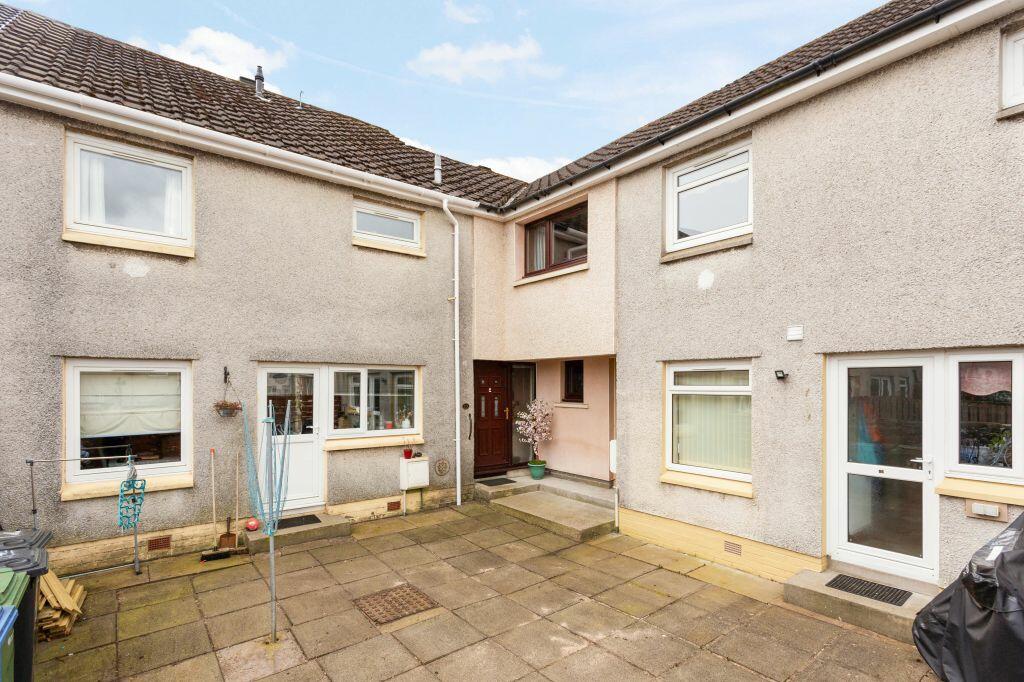 4 bedroom terraced house for sale in 13 Mansefield, East Calder, EH53