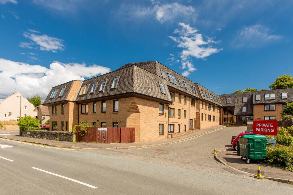 Main image of property: 1/2 Ladywell Avenue, EDINBURGH, EH12 7LG