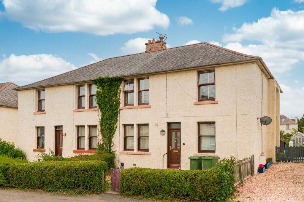 Main image of property: 16 Stoneybank Avenue, Musselburgh, EH21 6HN