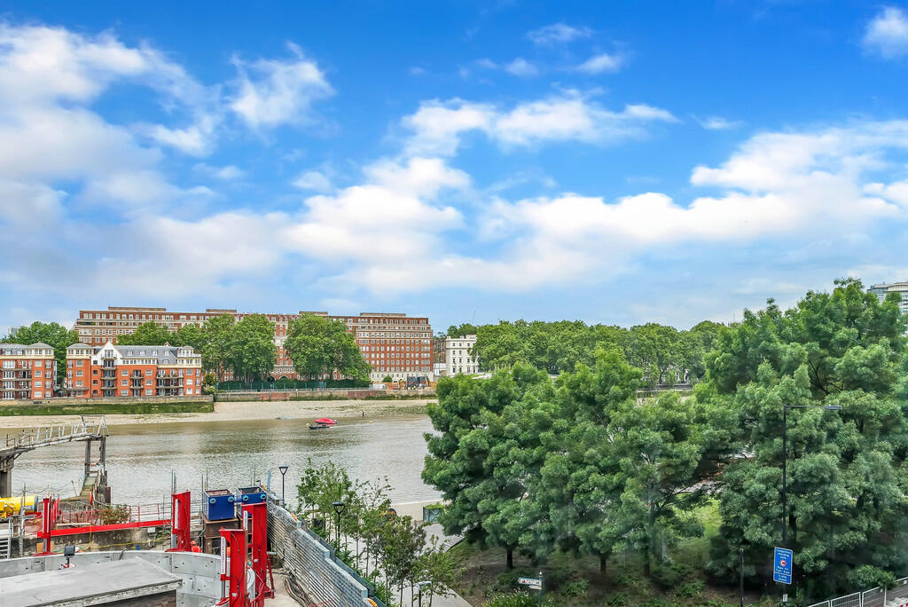 Main image of property: Embassy Gardens, Nine Elms, SW11