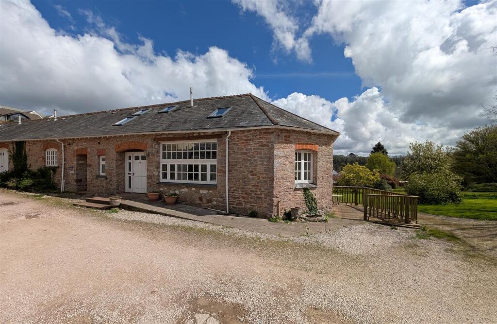 Main image of property: Paignton Road, Stoke Gabriel, Totnes