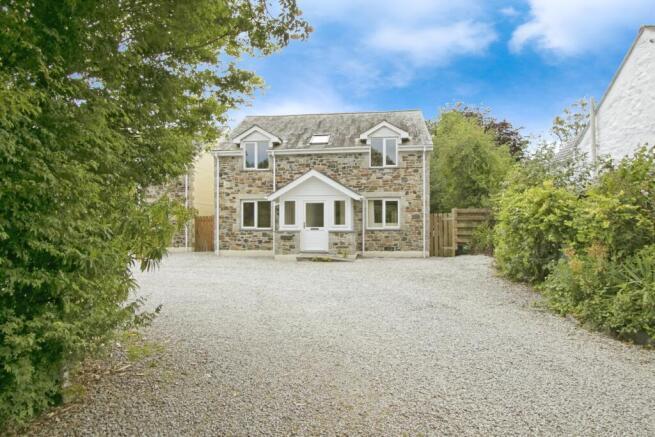 Main image of property: Garras, Helston