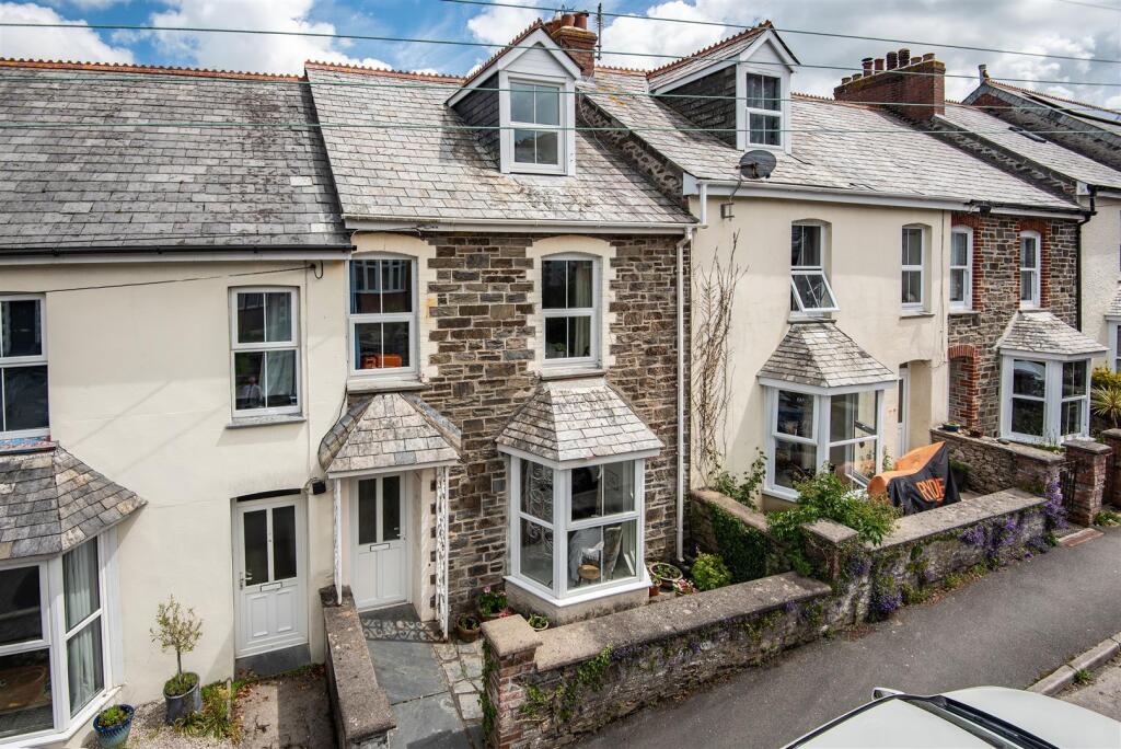 Main image of property: Wadebridge