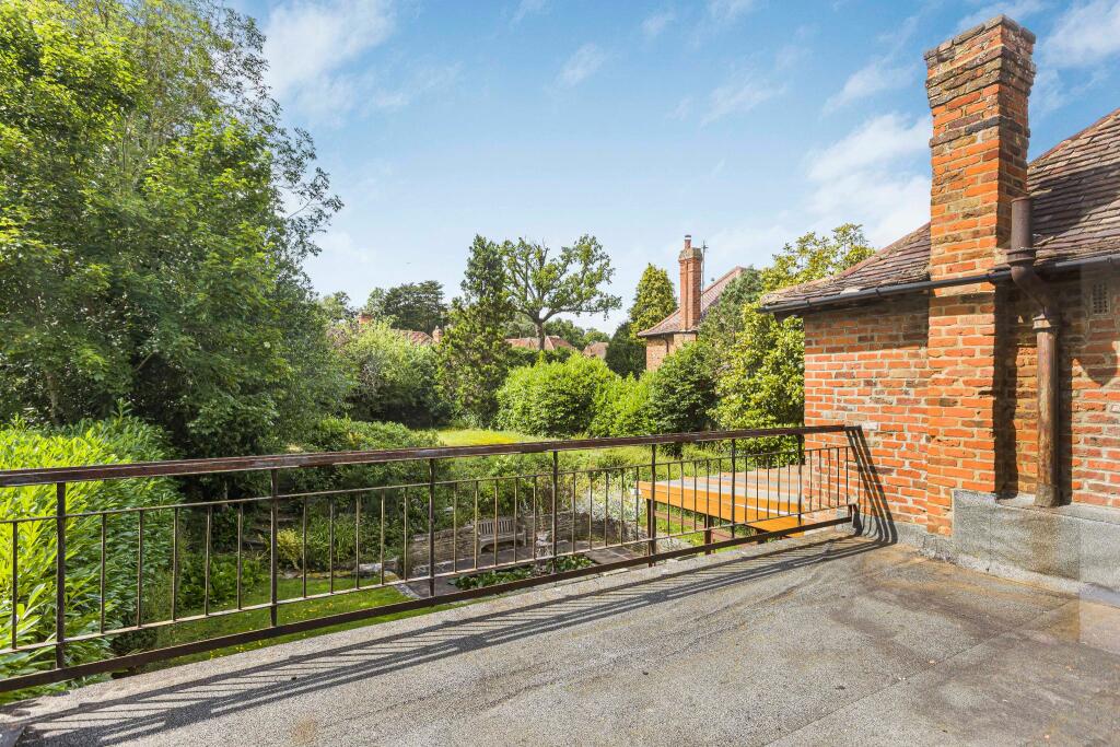 Additional image 14 of Kentish Lane, Brookmans Park, AL9
