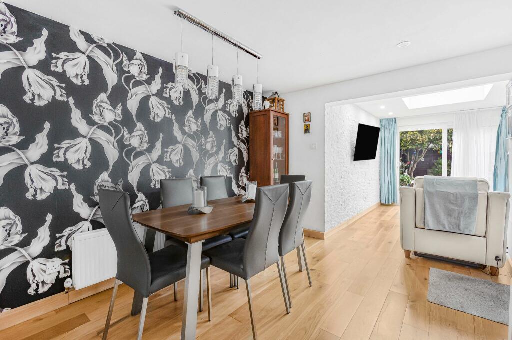 Additional property image - Vincenzo Close, Welham Green, AL9