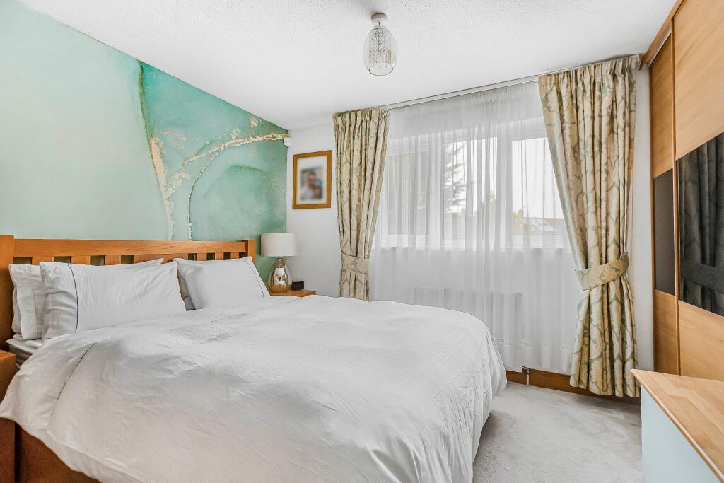 Additional property image - Vincenzo Close, Welham Green, AL9