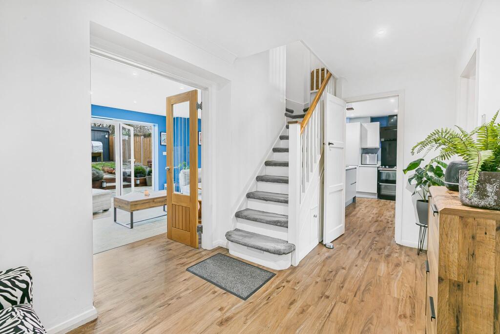 Additional property image - Lea Green Mill Green, Hatfield, AL9