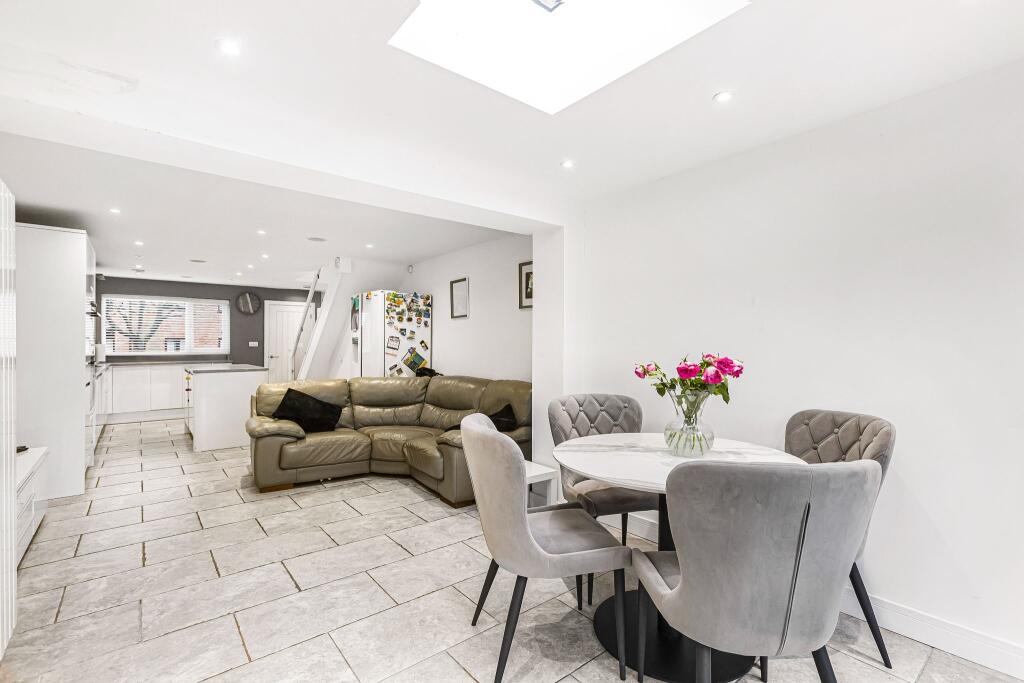Additional property image - Welham Manor, Welham Green, AL9