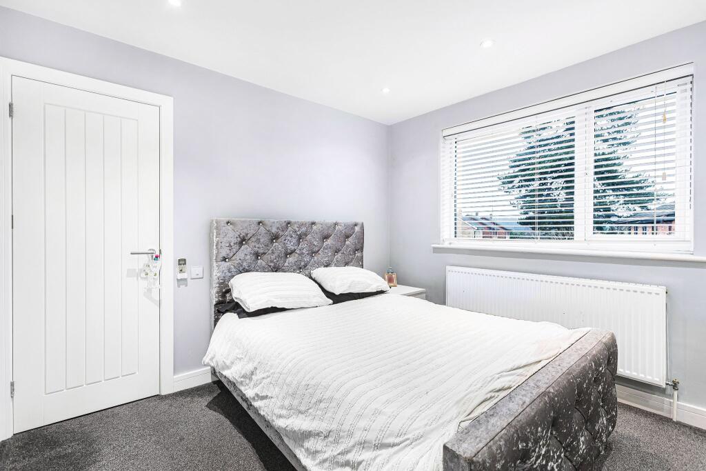 Additional property image - Welham Manor, Welham Green, AL9