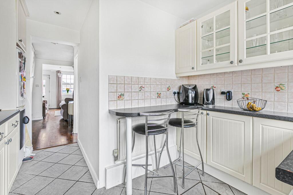 Additional property image - Dixons Hill Road, Welham Green, AL9
