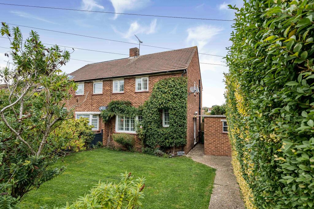 Main image of property: Kemble Close, Potters Bar, EN6