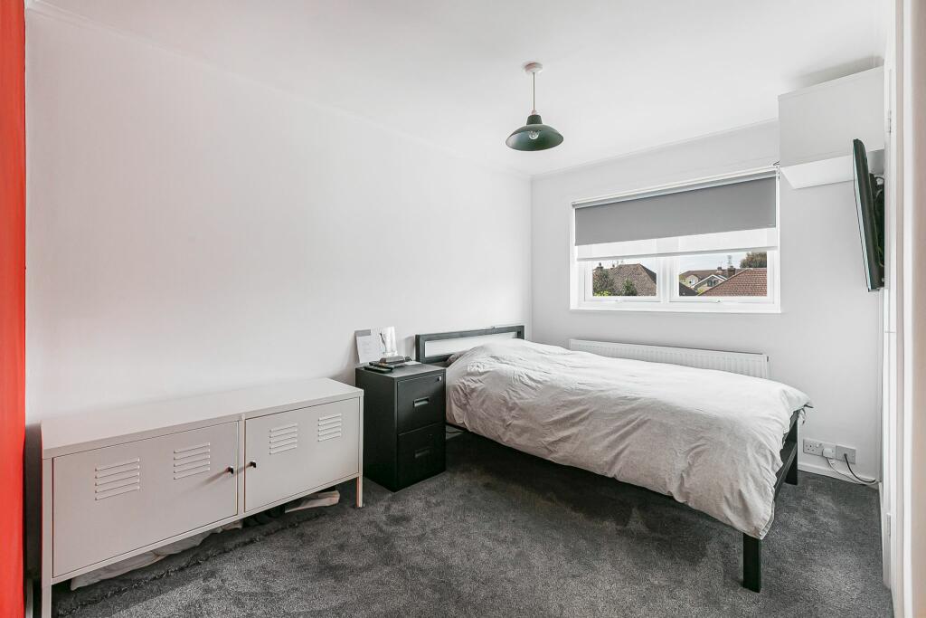 Additional property image - Puttocks Drive, Welham Green, AL9