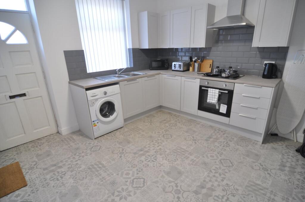 Main image of property: 31 Tower Street, Barnsley