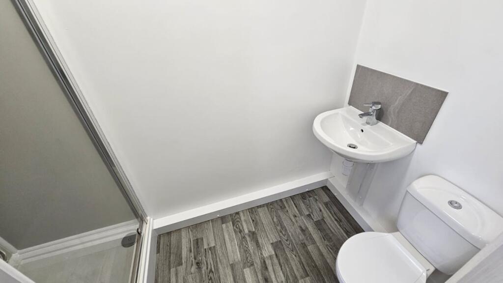Main image of property: 185 Doncaster Road, Barnsley