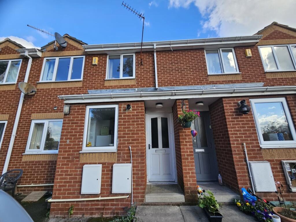 Main image of property: Chantry Grove, Royston