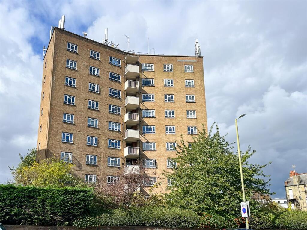 Main image of property: Orchard Mead House, Finchley Road, NW11
