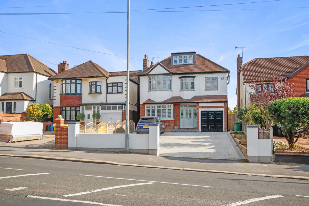 Additional property image - London Road, Brentwood, CM14