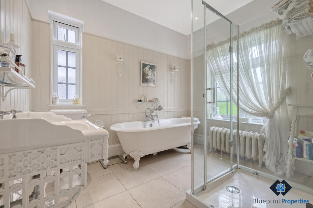 Additional property image - Westbury Drive, Brentwood, CM14