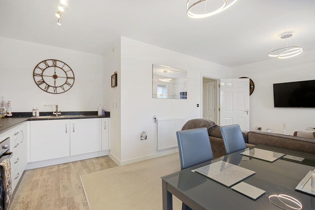 Additional property image - Florance Close, Great Warley, CM13