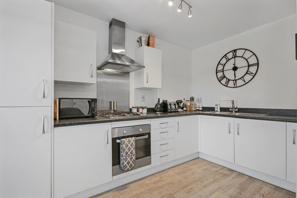 Additional property image - Florance Close, Great Warley, CM13