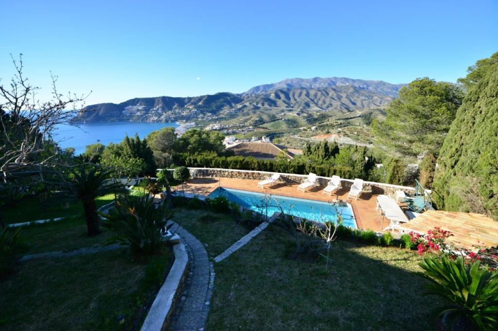 6 bedroom villa for sale in Andalucia, Granada, La Herradura, Spain
