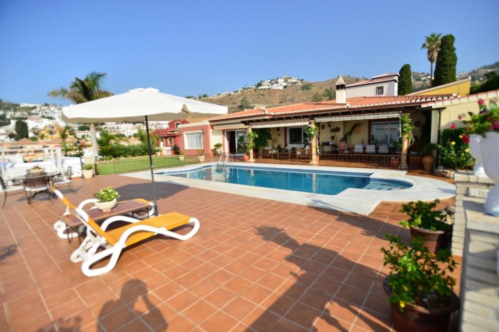 3 bedroom villa for sale in Andalucia, Granada, Almuñécar, Spain