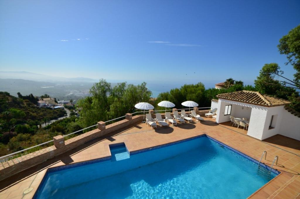 6 bedroom villa for sale in Andalucia, Granada, Salobrena, Spain