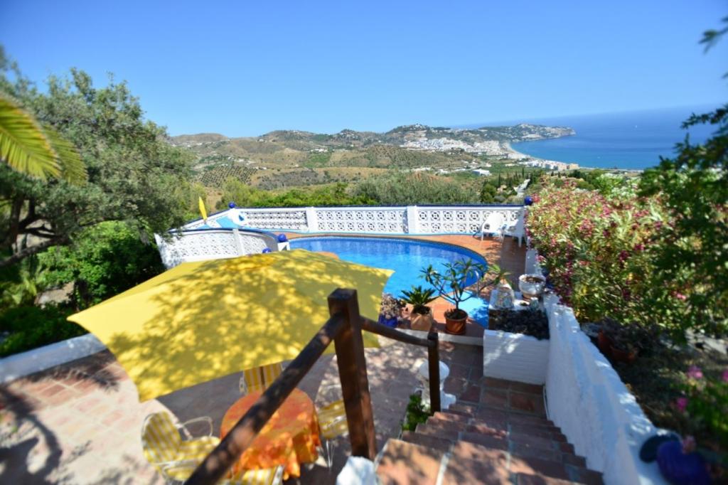 4 bedroom villa for sale in Andalucia, Granada, La Herradura, Spain