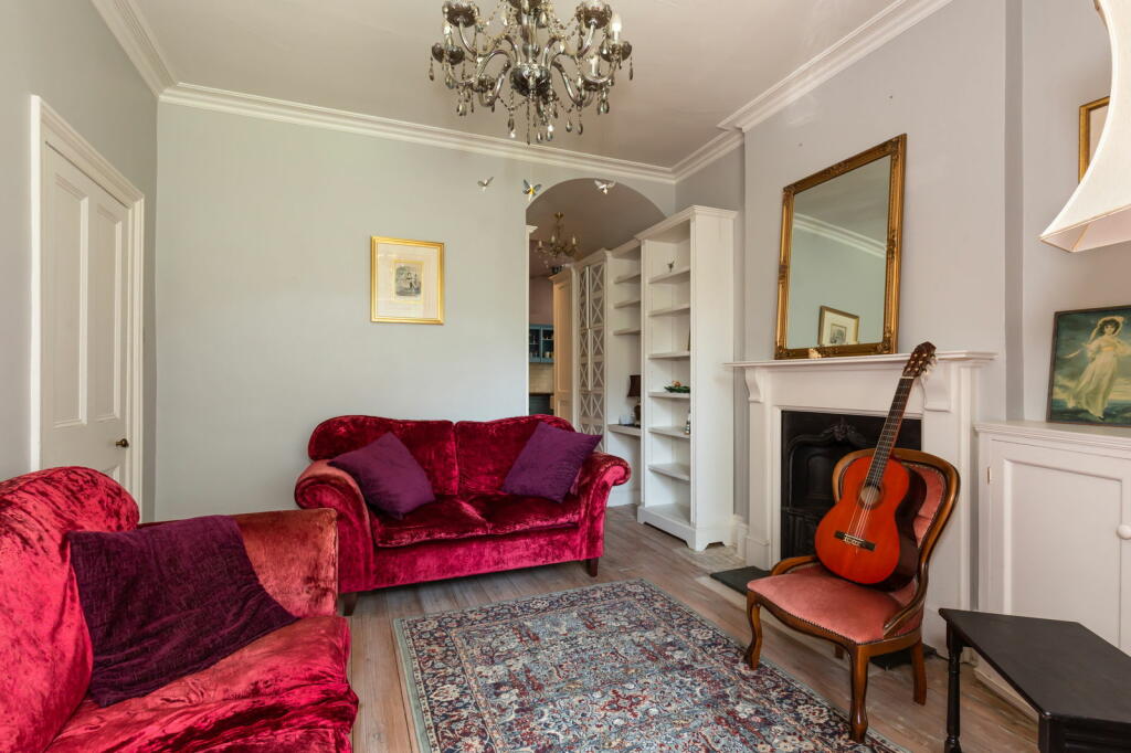 Additional property image - Christchurch Street East, Frome, BA11 1QH