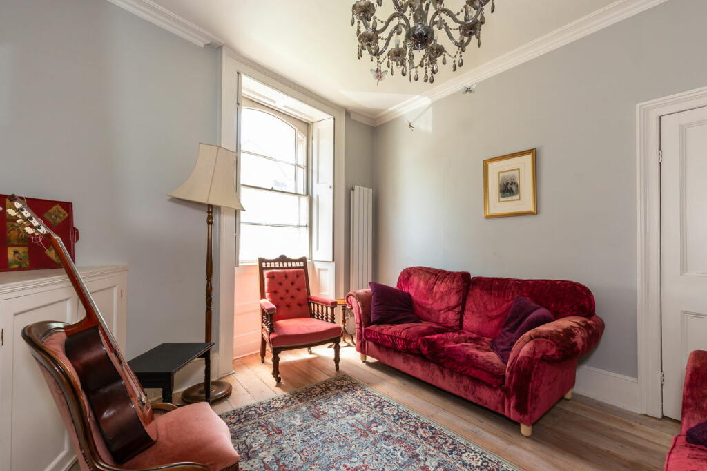 Additional property image - Christchurch Street East, Frome, BA11 1QH