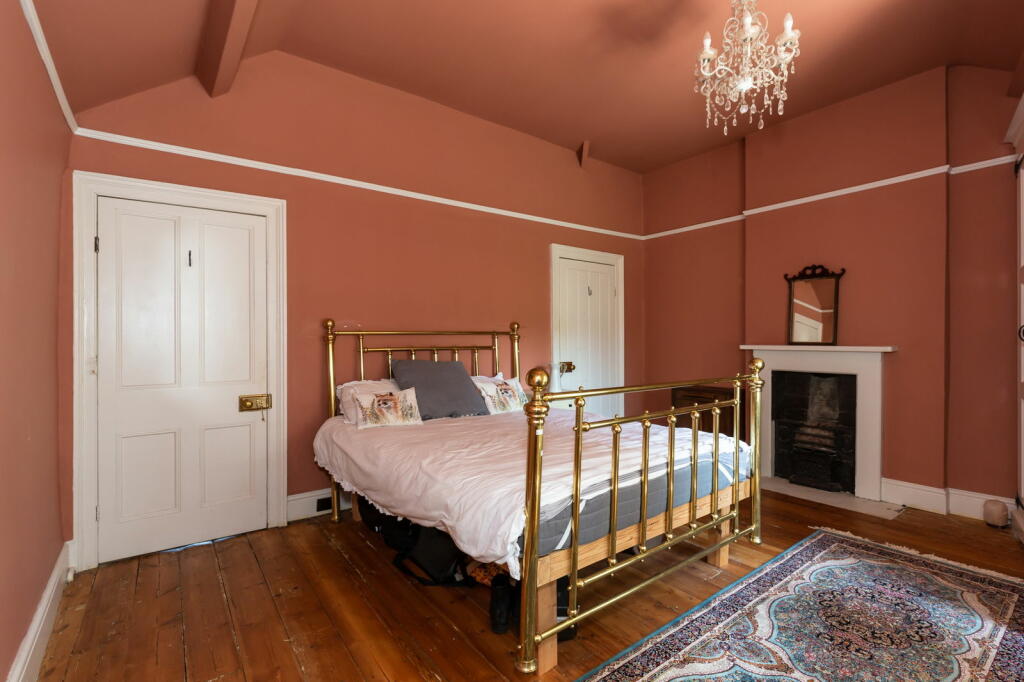 Additional property image - Christchurch Street East, Frome, BA11 1QH