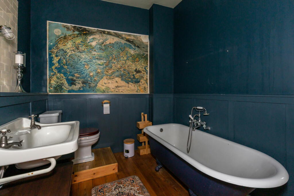 Additional property image - Christchurch Street East, Frome, BA11 1QH
