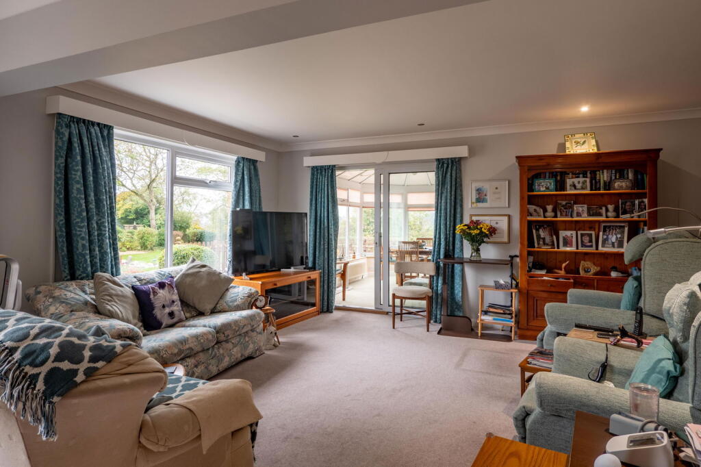Additional property image - Selwood Crescent, Frome, BA11 2HX